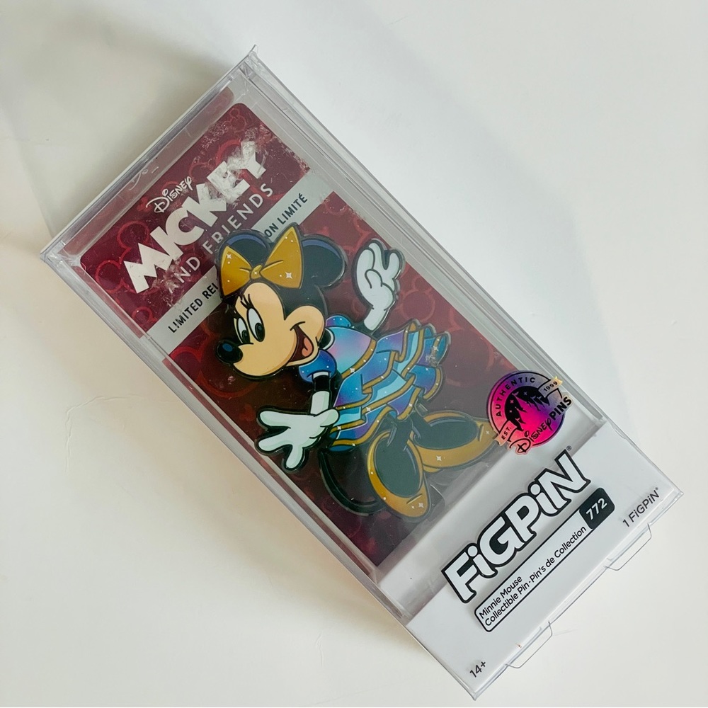 NEW! Disney World 50th FigPin- Minnie Mouse
